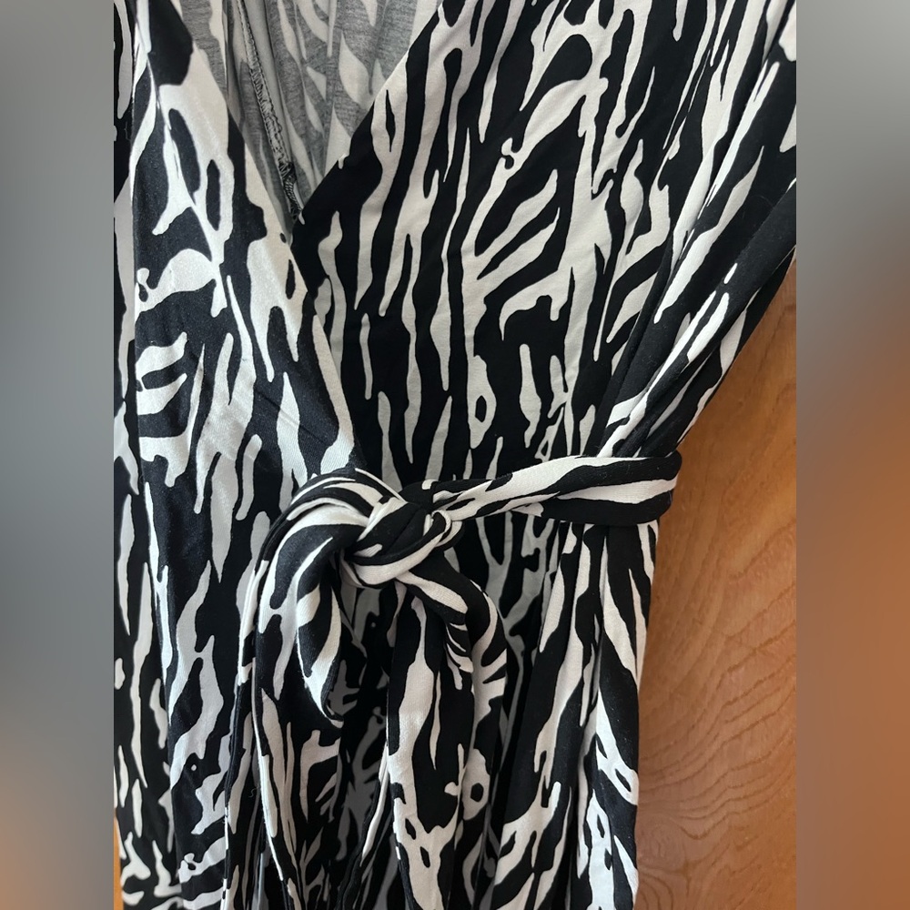 DVF Diane Von Furstenberg Julian Wrap midi Dress 20 - Picture 7 of 11